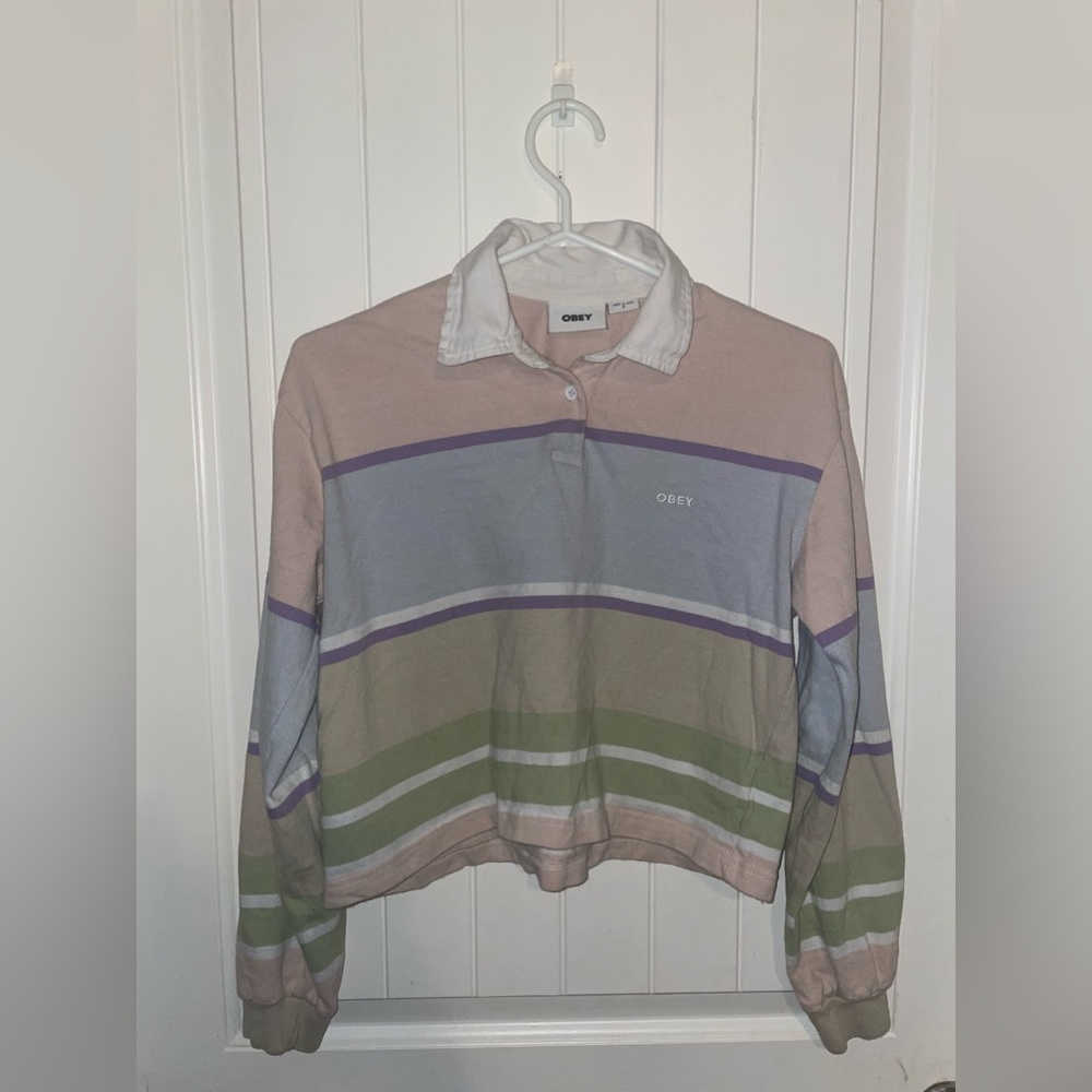 Womens small OBEY crop long sleeve